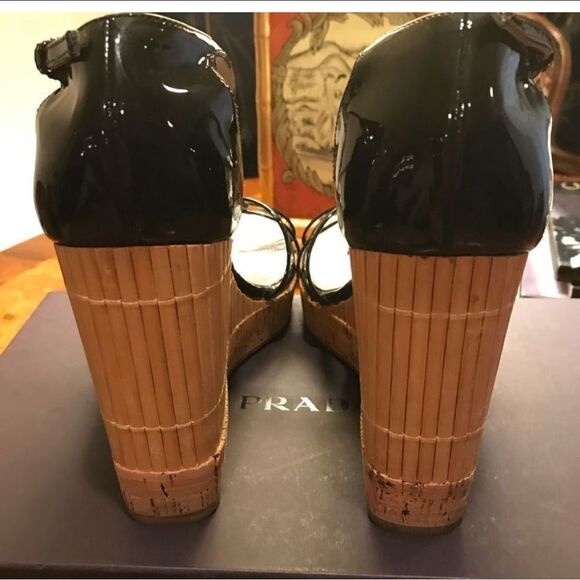 Prada Bamboo Wedge Patent Leather
Sandals sz10/41 - Picture 6 of 7